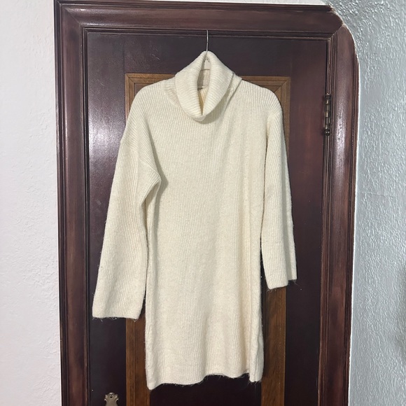 Abercrombie & Fitch Turtleneck Sweater Dress - Picture 3 of 4
